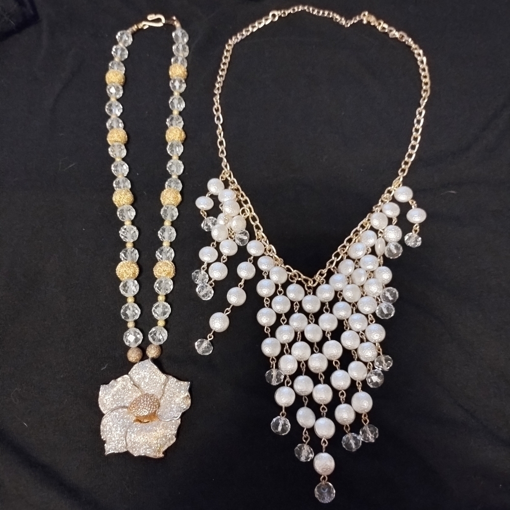 Two vintage necklaces